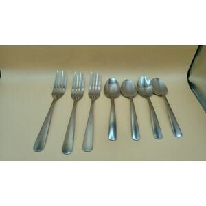 Walco 58 Stainless Steel Flatware Set Of 8 Pcs